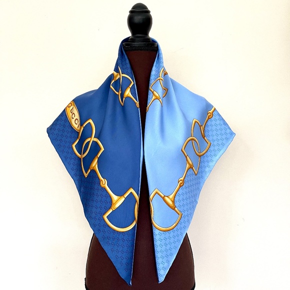 Gucci Unisex Scarf Iconic Horsebit Logo Print Silk Wrap - Picture 5 of 14